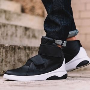 Men's Nike Marxman Basketball Shoes Size 8